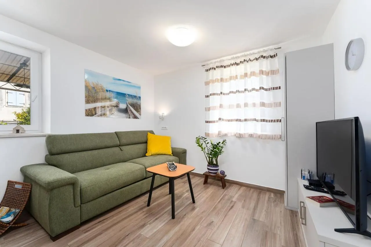 Villa Daulos Novigrad Istria 0*,
