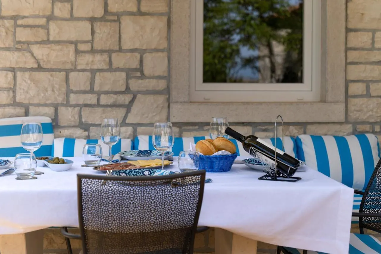 Villa Daulos Novigrad Istria