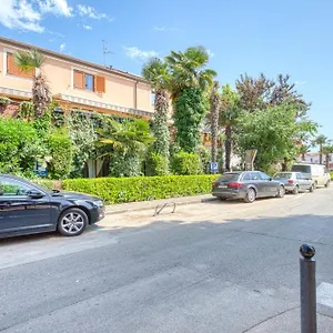 Bed & Breakfast Pansion Comfort Santa Marija, Novigrad Istria