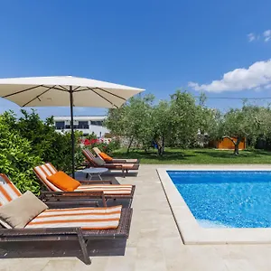 Chiara By Interhome Novigrad Istria